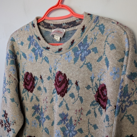GRACE Vintage 90' Women Crewneck 3/4 Sleeves Roses Floral Pattern Loose Fit - Picture 2 of 11